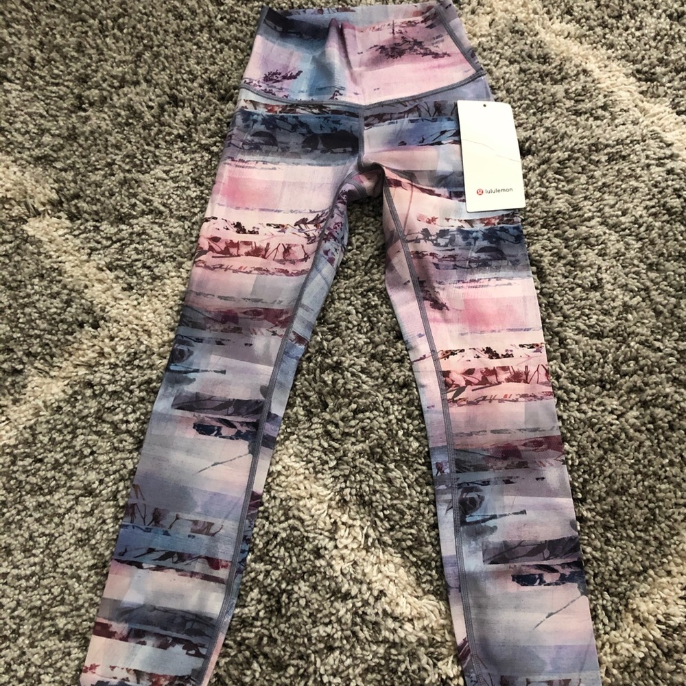 *new* lululemon 7/8 leggings.